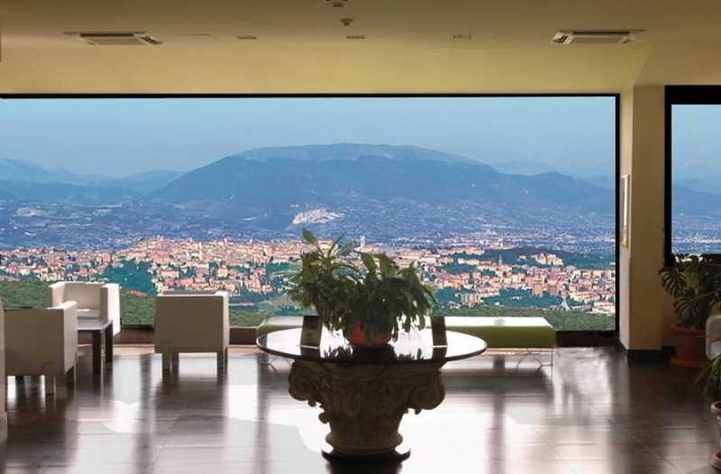 Bluebay Colle Della Trinita Perugia 호텔 코르시아노 외부 사진